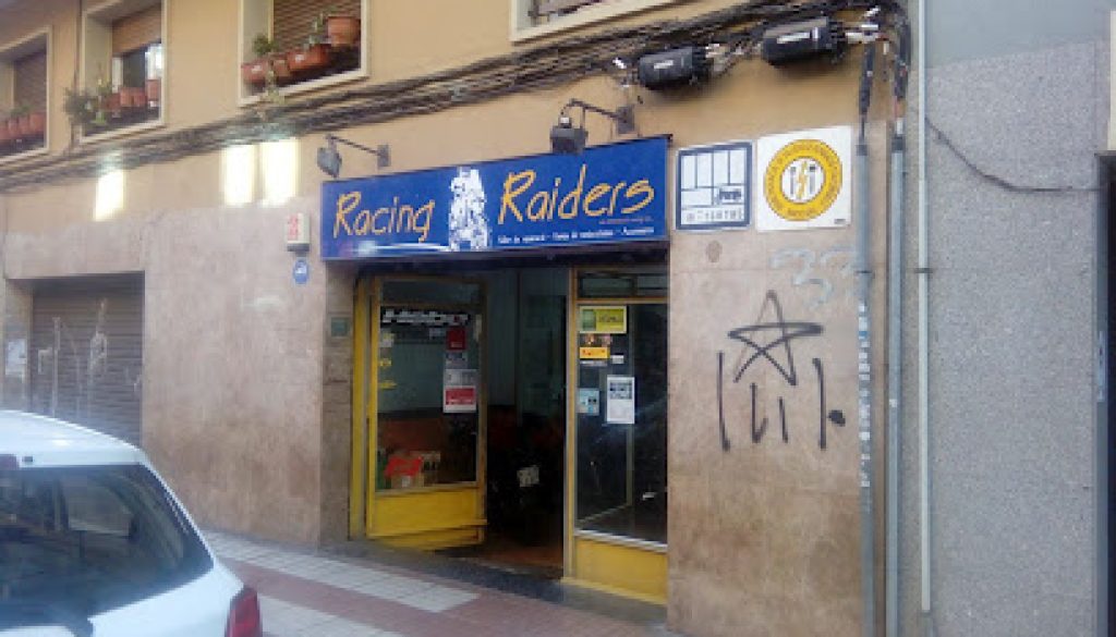 Imagen de Racing Raiders by Megabike