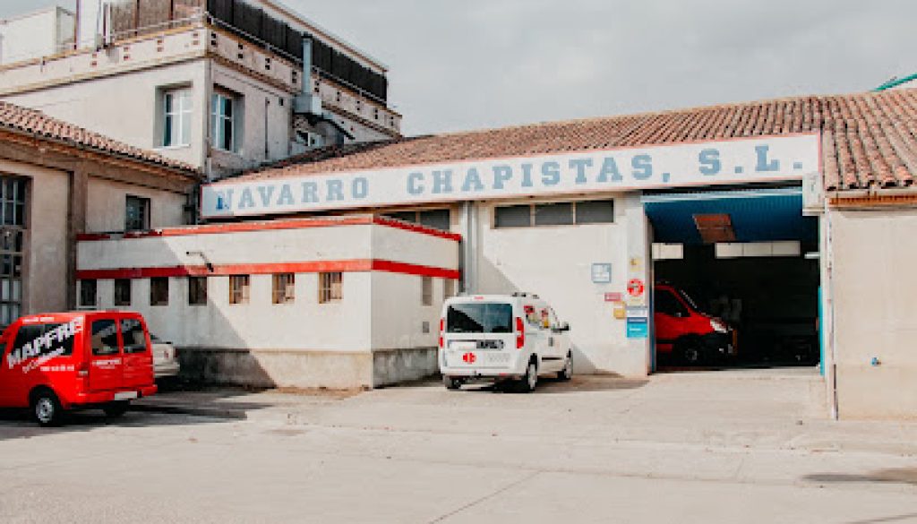 Imagen de GRUAS NAVAMARA Y TALLER NAVARRO CHAPISTAS S.L.