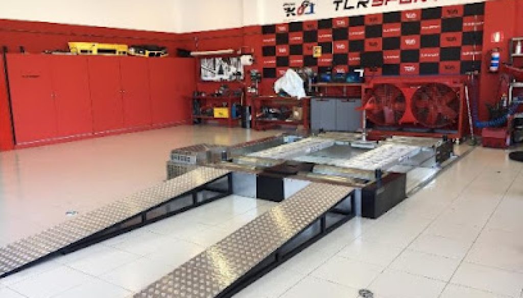 Imagen de Motos Koi TLR Sport Bilbao