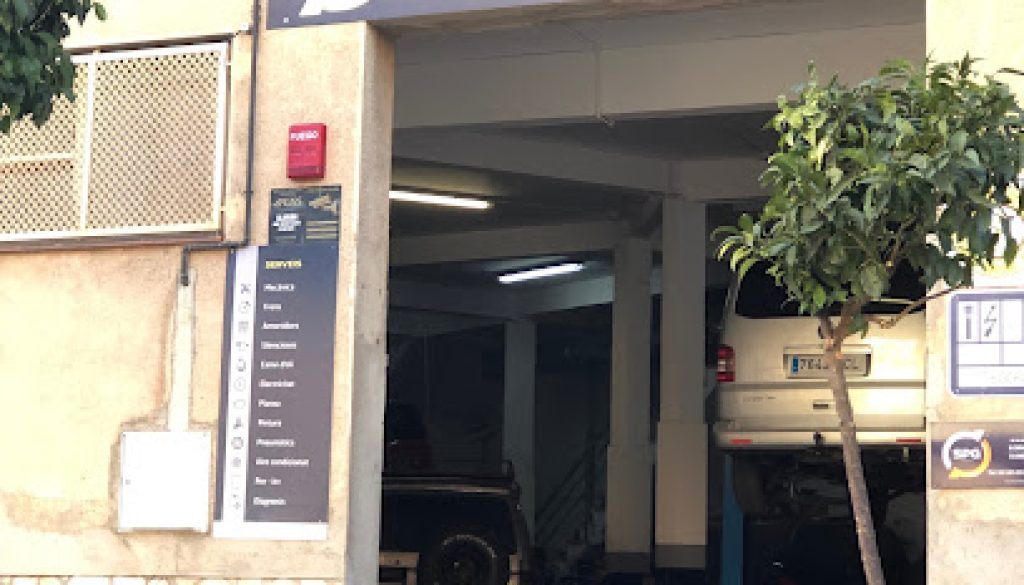 Imagen de Taller Mecanico Looking Cars