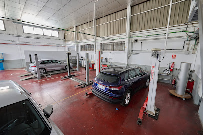 Taller oficial AUDI Elmovil Petrel