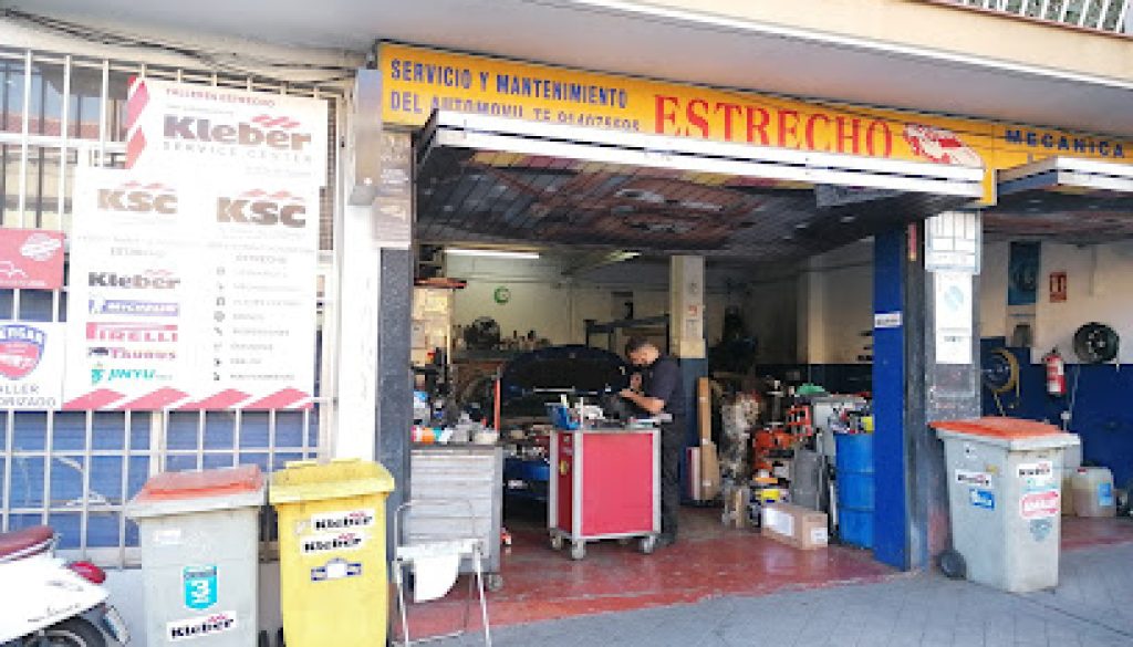 Imagen de Taller Mecanico Estrecho