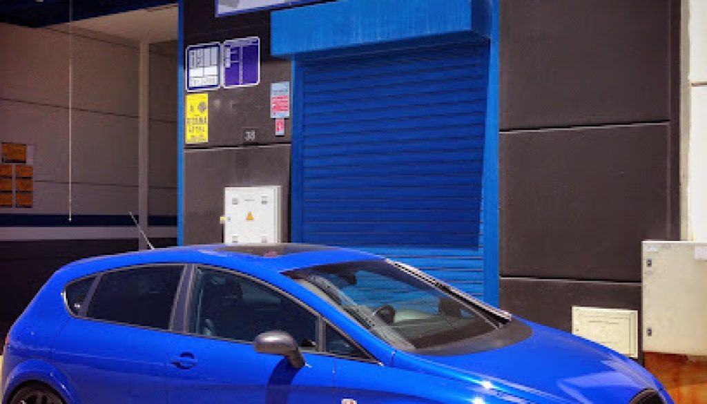 Imagen de auTOMEcanica (JUAN TOME)