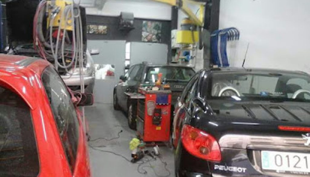 Imagen de CESCAR GARAGE SERVICE