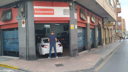 GLASS TALLERES Autoparabrisas Levante