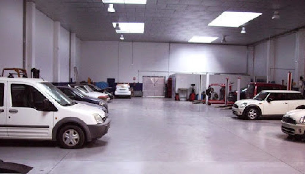 Imagen de Automecanica Industrial (Taller Mecanico y Neumaticos)