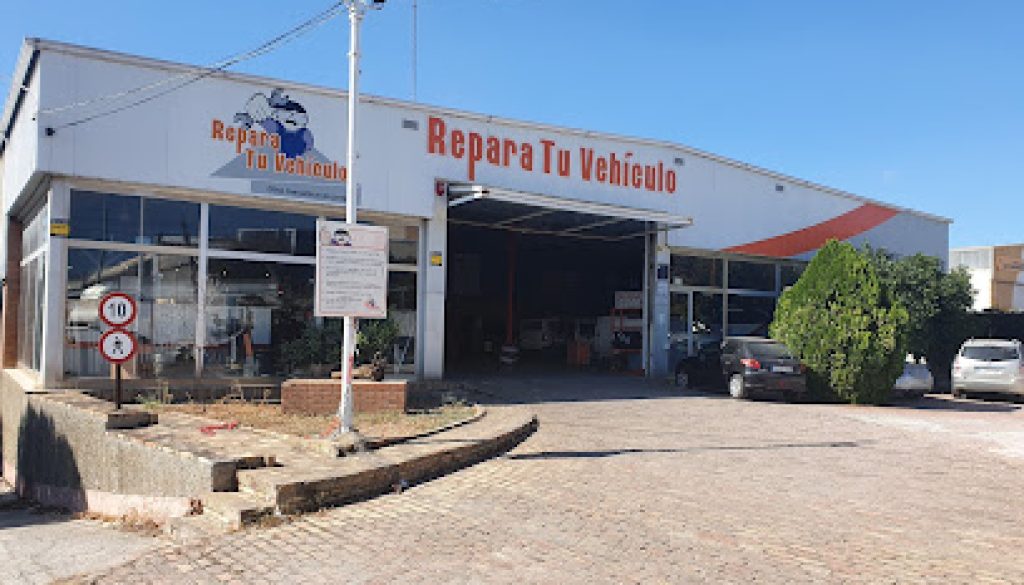 Imagen de Repara Tu Vehiculo Granada - Alquiler Boxes Mecanica