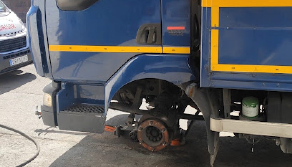Imagen de NEUMATICOS ARRIBAS MANSO SL