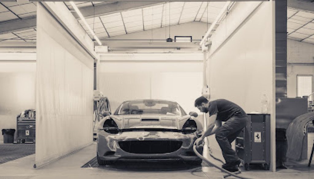 Imagen de Centro Avanzado de Carroceria y Pintura * Advanced Body Shop C. de Salamanca (Estepona)