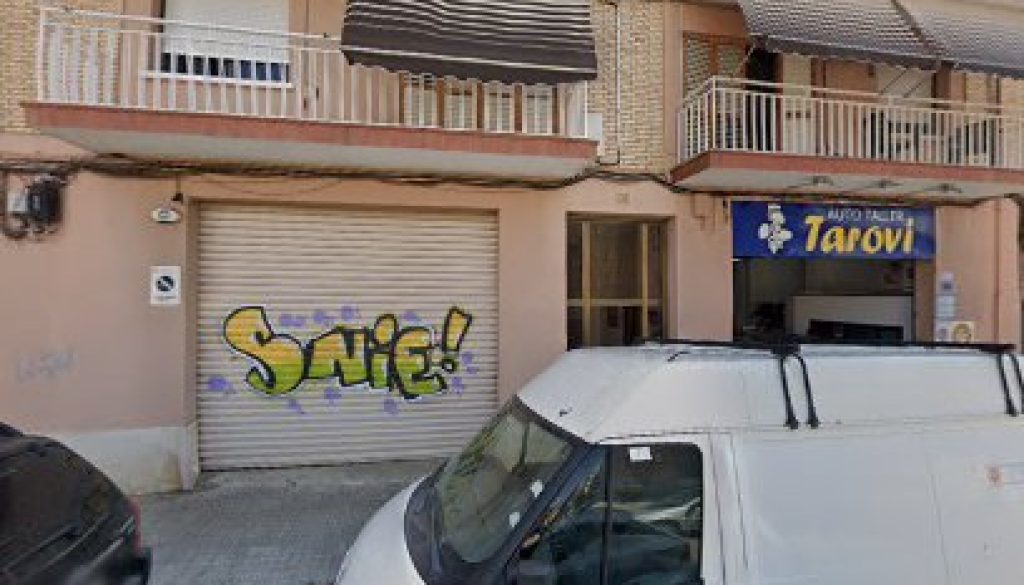 Imagen de Auto taller Tarovi