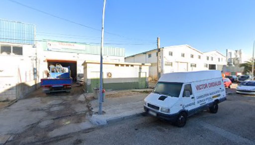 Imagen de Carroceria y Gruas Victor Ordiales