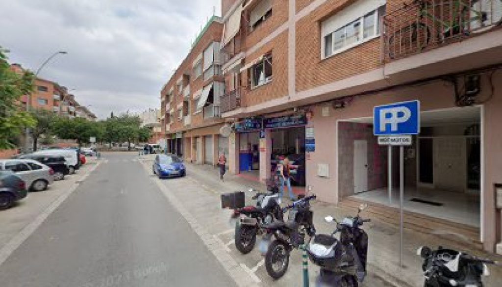 Imagen de Tallers Cruz Reparacio d'Automobils